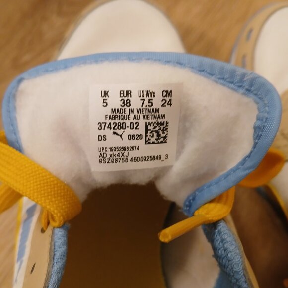 Puma women's Cabana Run Sneaker (Pre-loved) - Picture 8 of 10